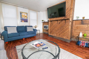1 BR - Parking - Amazing View Nearby!